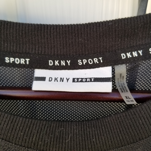 NWT DKNY Eskimos Kaitland crewneck sheet mesh - Picture 7 of 8